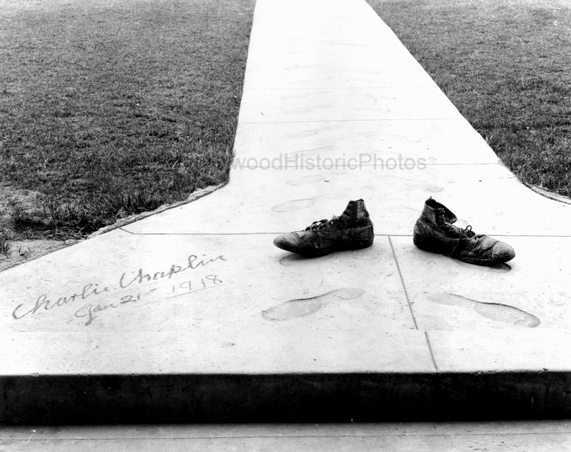 Charlie Chaplin Studio 1918.jpg